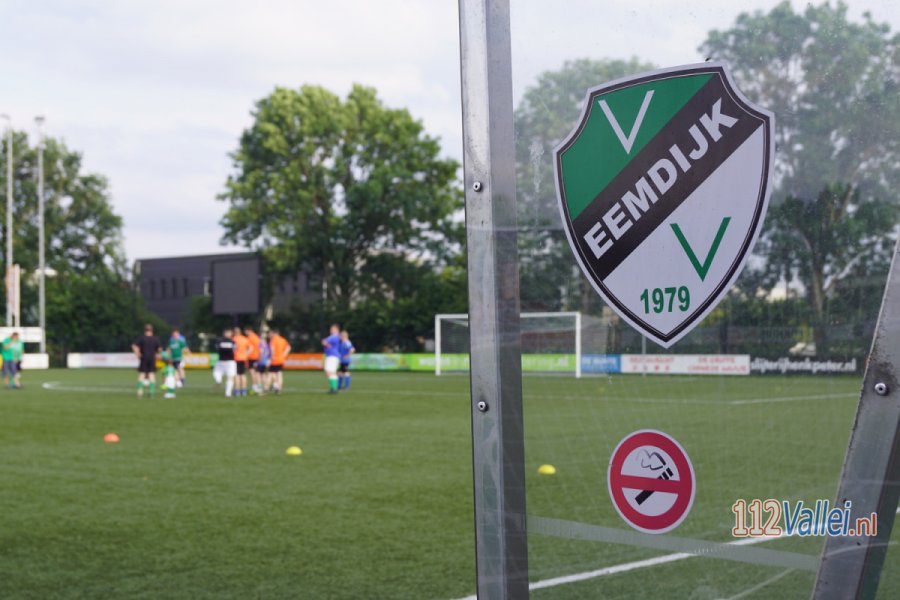 Speler VV #Eemdijk positief getest op het coronavirus. 112Vallei.