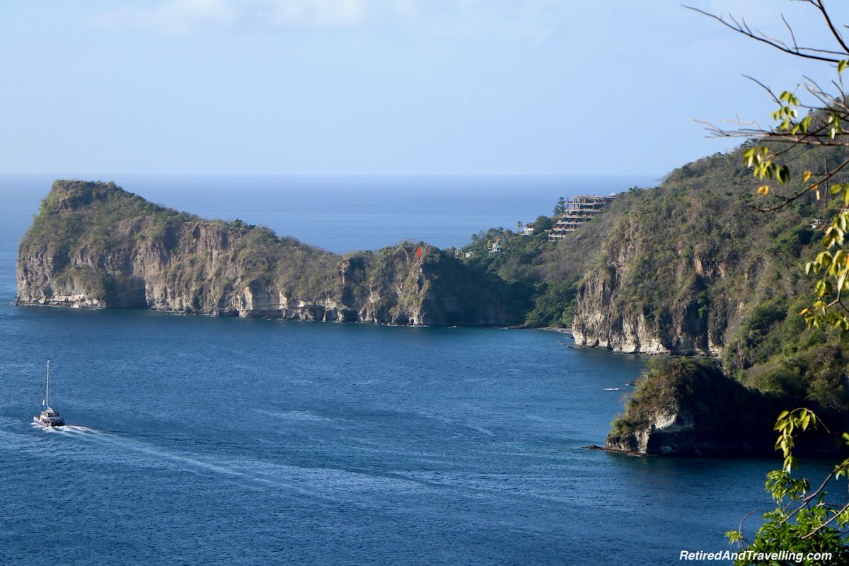 @TrippaTrips @SeasonedTrav @TravelBugsWorld @Adventuringgal @ExploreFamily The Pitons are a great spot in St Lucia for #Islands & #Coasts for #FlashbackFridayz !