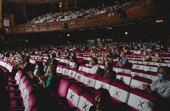 TheStage's tweet photo. A proposal for a 'Seat Out to Help Out' scheme to subsidise the cost of venues operating with a reduced capacity due to social distancing has been put forward to the government by the #OneVoiceCampaign https://t.co/ZAIR5eRMGq https://t.co/wQswAkVKt0