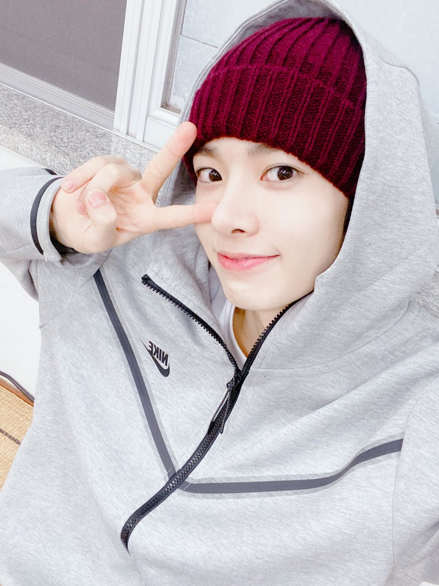 ⭐︎enhypen スウェット　トレーナー⭐︎ Enhypen Sweatshirts | Enhypen Store - Official Enhypen