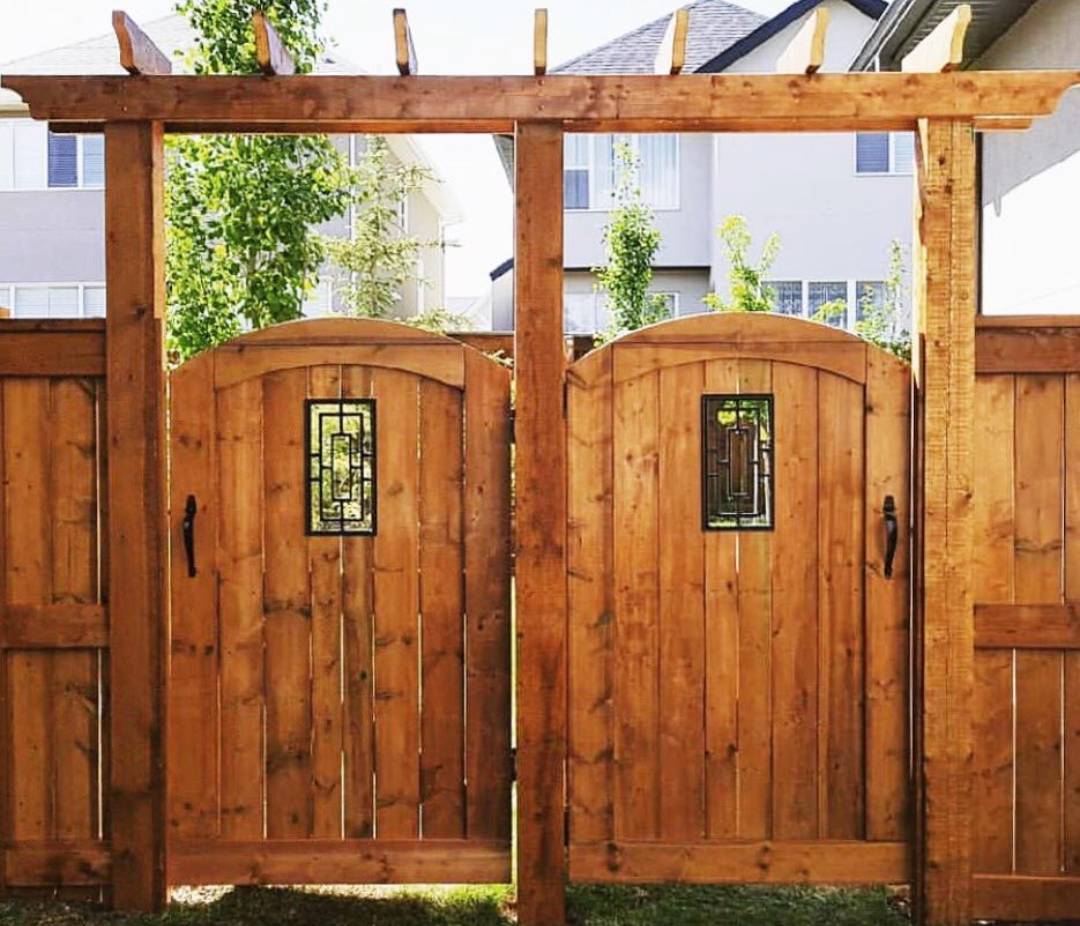 xtremeedeals's tweet image. Just another example of how inserts can add a touch of originality and sophistication to your gate and fence. 💯

Find beautiful gate inserts at xtremeedeals.com - free shipping across all USA!
⁣
📸 @stronghold.decks.fences
⁣
#gateinsert #homedecorideas #homeimprovement