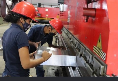 Yelitza_G24's tweet photo. #VenezuelaGarantiaDeDDHH #CORPIVENSA promueve, reimpulsa a las industrias intermedias para que estén activas en la producción con hechos visibles. 
#Invetex
#Limpihogar
#CartonajesGranics
#Wuanaguanare
@MichelleDVzla
@Tropacorpivensa https://t.co/vBIwYmzMzB