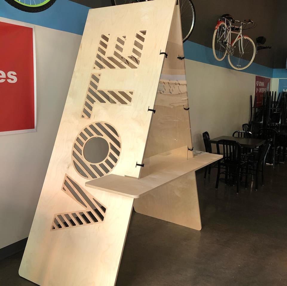 spokeskc's tweet image. Update! We will have a notary onsite every Thurs &amp;amp; Sat morning starting Oct. 1 through Oct. 31.
Get your mail in ballots notarized for free!🗳
Here are pics of the super cool, super safe booth.
Feel free to share if you are so inclined.
#spokeskc #curbsidenotary #curbsidekc #vote