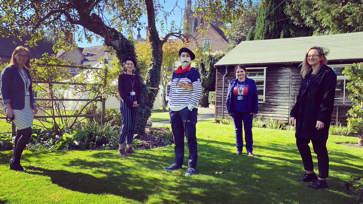 HerefordCS's tweet photo. Our Modern Foreign Languages staff dressed up in true style today to celebrate #EuropeanDayofLanguages. We are particularly impressed with French Assistante Louise’s authentic look, complete with baguette and moustache mask!🥖@HCSHead
#languagesatHCS https://t.co/xlRw4Lhp3G