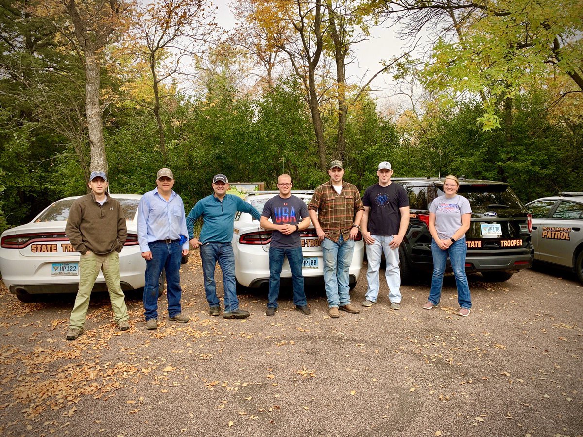 SDHighwayPatrol's tweet image. Yesterday, Troopers from the Aberdeen Squad, Recruit Jones and, Chaplain Shaver completed their community project. They cleared the walking trails at Mina Recreation State Park and the Horse Trails at Richmond Lake State Recreation Area. #keepSDsafe
