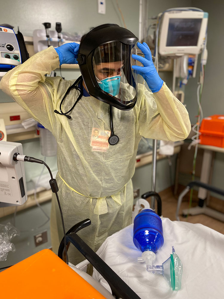 'I’m humbler in terms of what science knows and how predictive it can be and I’ve been reminded of the importance of the human connection.' —@omarmaniya (MBA 2016) Reflections on being an ER #doctor on the frontlines of a #pandemic: hbs.me/33cyZQm via @HBSAlumni