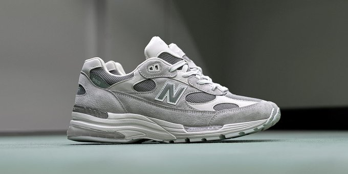 new balance m992 nimbus cloud