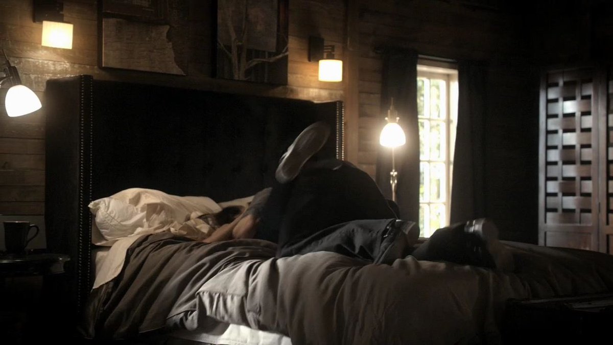 5 more minutes?!?!?!? *growls in stefan*, it’s moments like these that really make me miss stelena because look how functional they were even in these simple moments, MY SOULMATES and the way they launch onto the bed sends me lmao
