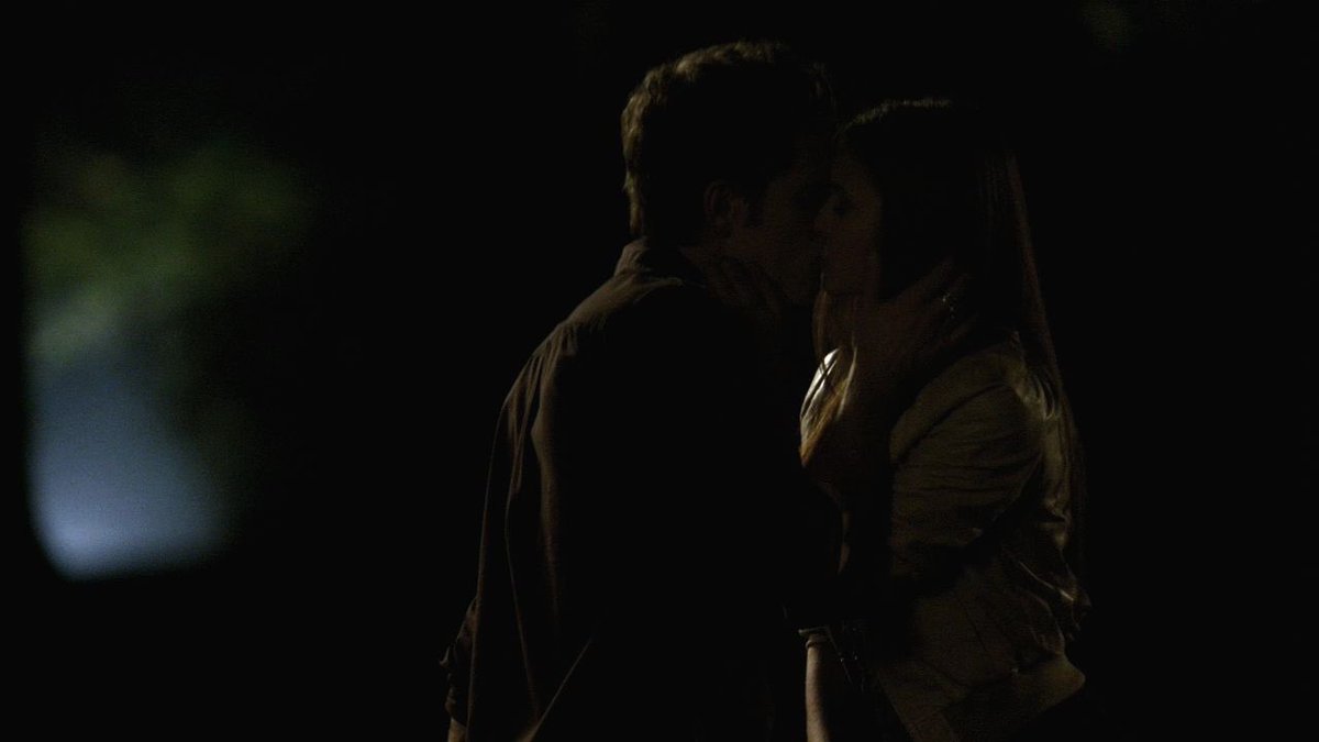 “this is reality right here”, my heart watching this as a stelena was bursting pls and not to mention the gravity song that joolie later reuses as a parallel to break our heartstheir whole relationship was pure, THEIR LOVE WAS SO TENDER I-