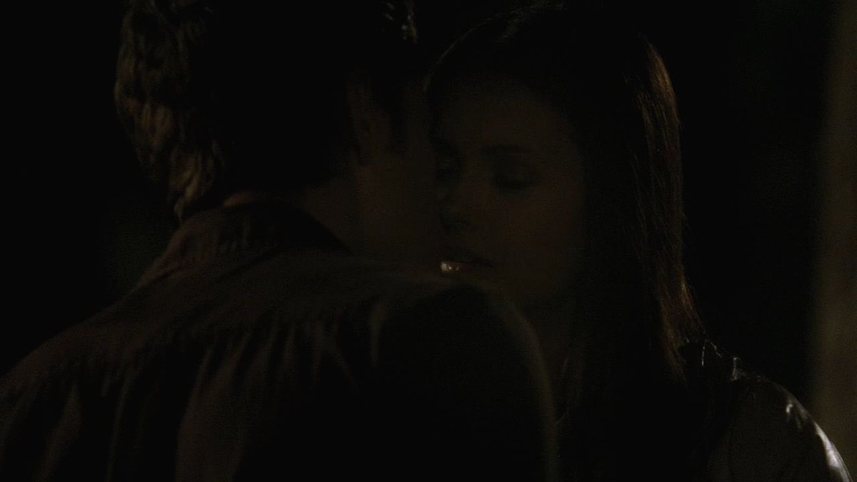 “this is reality right here”, my heart watching this as a stelena was bursting pls and not to mention the gravity song that joolie later reuses as a parallel to break our heartstheir whole relationship was pure, THEIR LOVE WAS SO TENDER I-