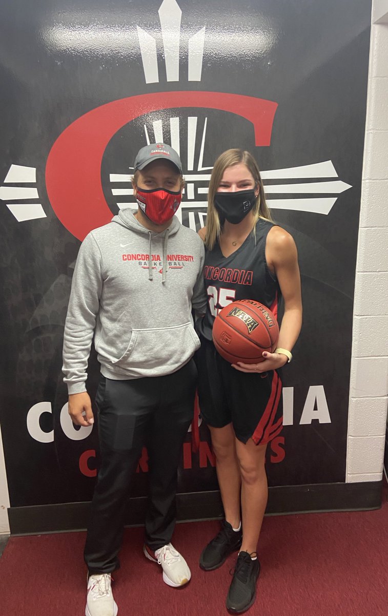 emme_boots's tweet photo. Blessed and grateful to receive an offer from Concordia University Ann Arbor! Thanks coach Haffey and staff for an awesome visit! @concordiawbb @haffeyk https://t.co/A75nahHtyr