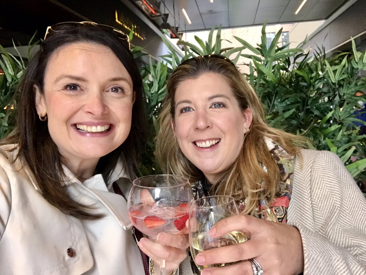 First day out in town in months, and it all felt very safe 😷👍 fantastic meal on the terrace is <a href="/LemonAndDuke/">Lemon & Duke</a> ...great food and service as always 😋 #supportlocal