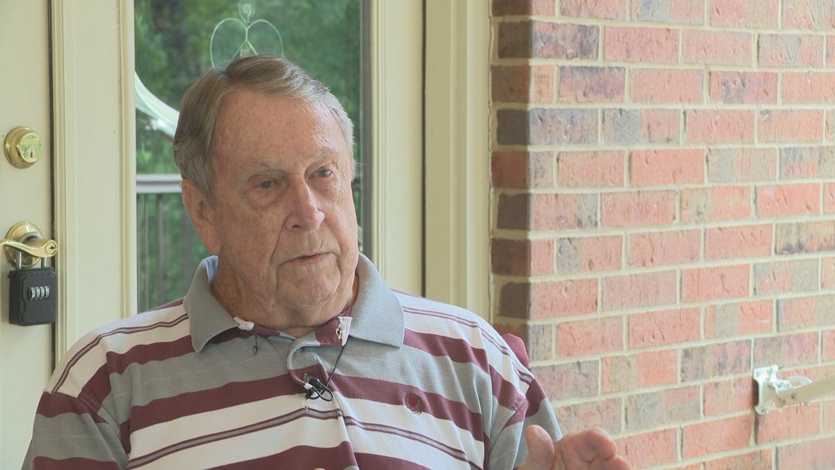 WATCH: State retirees question why they will be forced to pay the same premiums and lose prescription drug coverage despite a $28.7 million surplus.

Why the decision was made &amp; how the state expects retirees to afford medications: bit.ly/309z46T #arnews #arpx <a href="/KATVNews/">KATV News</a>