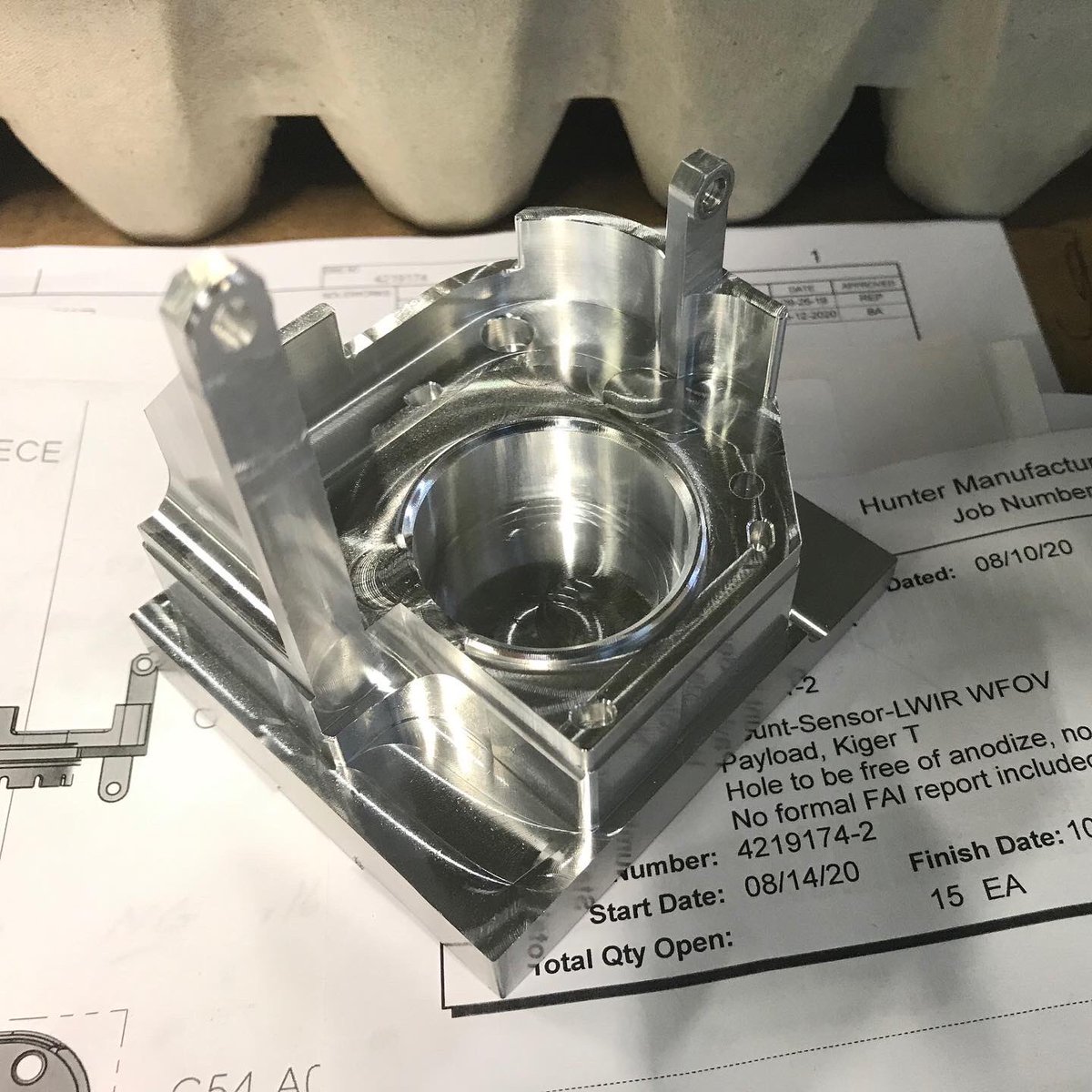HunterMfgSvcs's tweet image. This week’s coolest part is being made in our @Haas_Automation 2020 VF2SS. 
.
.
.
#huntermanufacturing #huntermfg #haveitmadeinusa #madeinj #madeinusa #haas #haasautomation #haasvf2ss #cnc #cncmachining