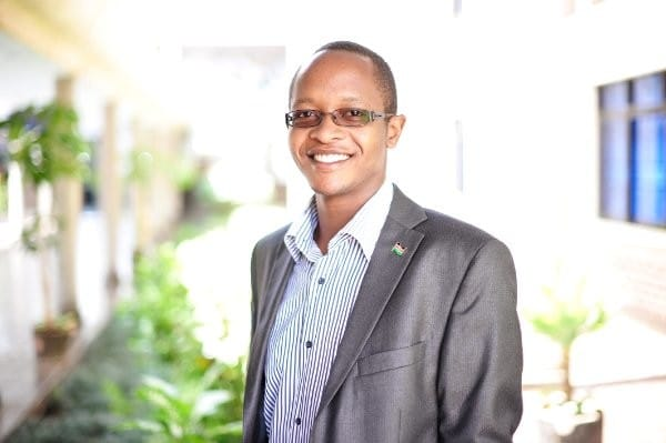 musembi_s's tweet photo. @STEMAfrica
B inspired by #Labsters winners #FallingWallsLab #Nairobi Mutembei #ArtificialIntelligence in Africa Daisy #DigitalHealth & James #MotherGoose. Congrats n 🧐 u @BerlinSciWeek #berlinscienceweek @Falling_Walls #FallingWalls20 Well done @tccafrica @nacosti https://t.co/yAGLtx19Ab