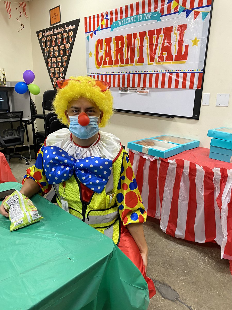 Claudia Loera tweet media