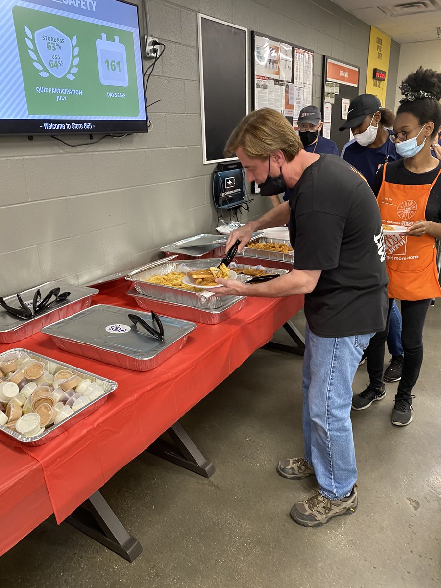 Aleesha Cherry tweet media