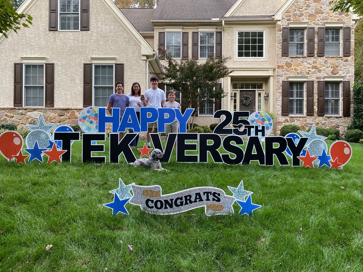 25 years at TEKsystems and 24 Contest wins! I can’t imagine a better career than this! Congrats <a href="/lyndahickey/">Lynda H</a>