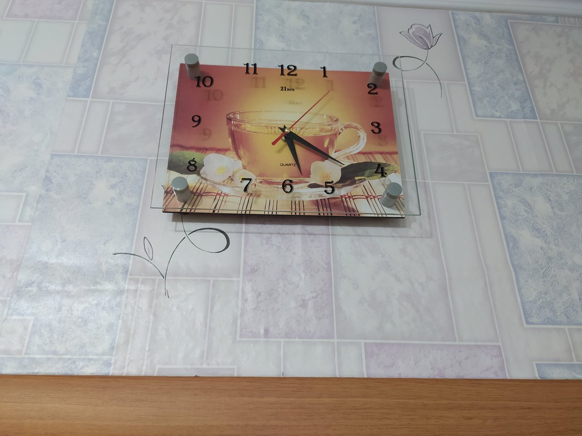 Я: вот не понимаю я этих рыбаков. Какой кайф вставать спозаранку, куда-то тащиться, лучше бы спали.

Тоже я в субботу, когда объявили возвращение соревнований и надо ехать 260 км бить деревянной лопаткой круглый мячик: