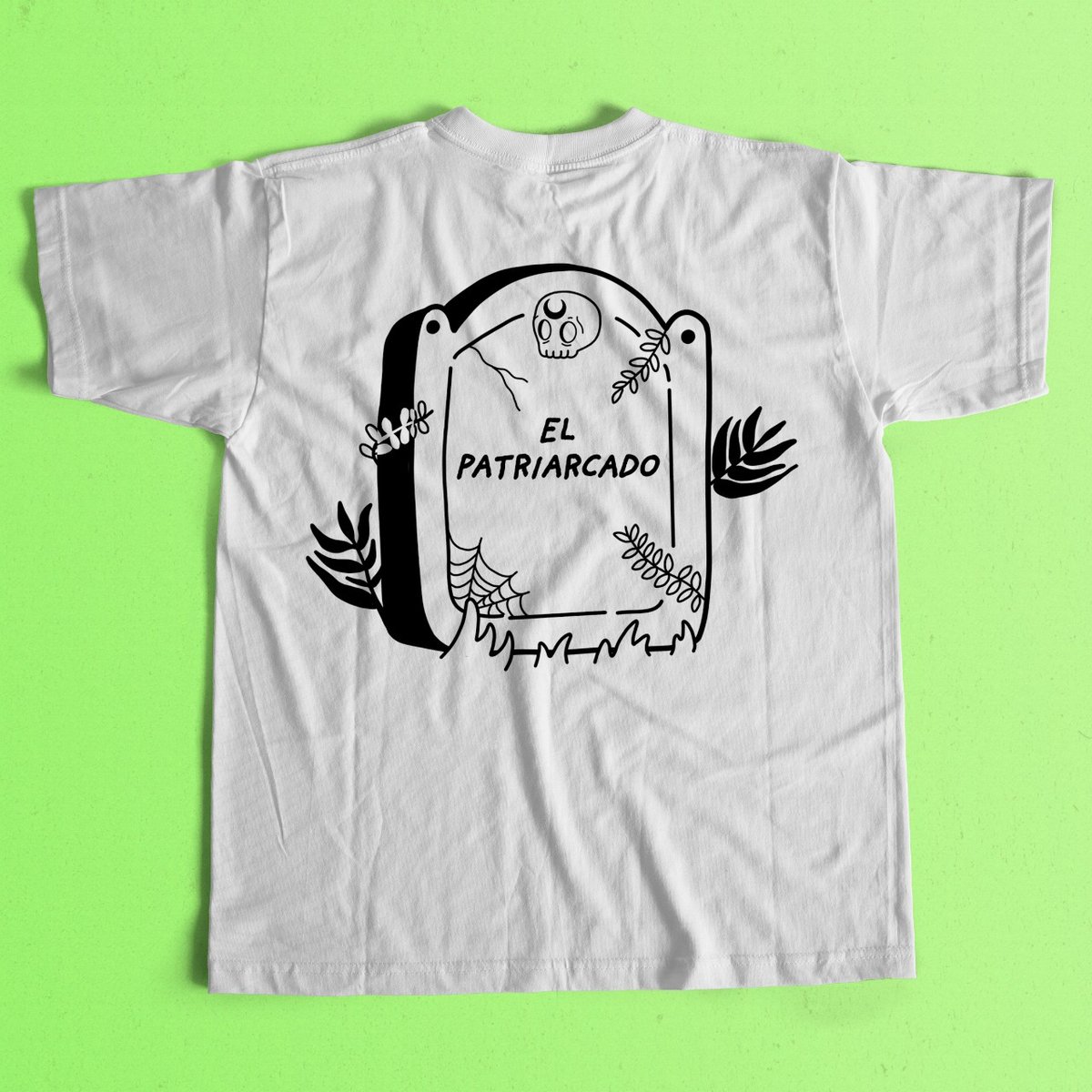 artsyelsy's tweet photo. holi a todxs, el @ay_fab y yo estamos empezando nuestro nuevo proyecto de arte: trashygrafia ✨ y a propósito de spooky season está en preventa esta playera súper cool que celebra la muerte del patriarcado. si estás interesade mándanos dm para más info 💜 https://t.co/sjsOHZnysX