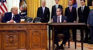 AlonBenMeir's tweet photo. Kosovo’s PM #Hoti should be ashamed of himself for allowing Trump to manipulate him to the degree that he has. For Hoti to agree to rename #Ujman Lake to President #Trump Lake does nothing but dishonor Kosovo https://t.co/SCJvNiPA5A