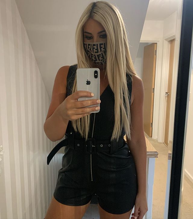 "<a href="/Jade_Ainsworth/">❤ Jade Ainsworth ❤</a>:
Fendi Friday 🖤
...
#facemask #fashion #maskfashion #gottawearmasks #supportsmallbusiness #supportlocaldesigners #FF #fendi #influencer #blogger #model #shot #liverpool #blackmask #covid #covidrules #friday
instagram.com/p/CFkLJ9KBc3i/"