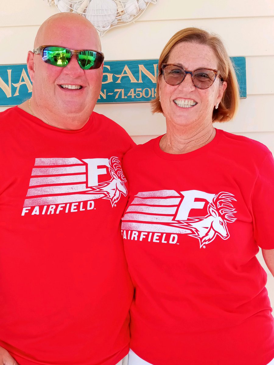 Nana &amp; Papa showing their <a href="/StagsWSoccer/">FUWS</a> pride in Florida!