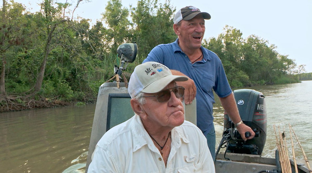 SwampPeople's tweet photo. What are they looking at?! #SwampPeople https://t.co/VnBHbyrAza