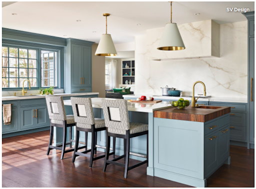 TDfall's tweet image. #KitchenFeatures: #KitchenIsland – “A large kitchen island is a fantastic gathering place in any open-plan kitchen and gives the homeowner a flexible space to use for dining, entertaining or cooking.” ow.ly/ILIv50BxLkL