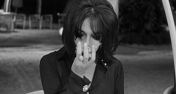 Although I will always be in love w/ her Gothic horrors there's such a magical beauty to Barbara Steele❤️in Federico Fellini's 8 1/2 w/ Gianni Di Venanzo's cinematography, makeup by Otello Fava &amp; hair by Renata Magnanti  #BarbaraSteele