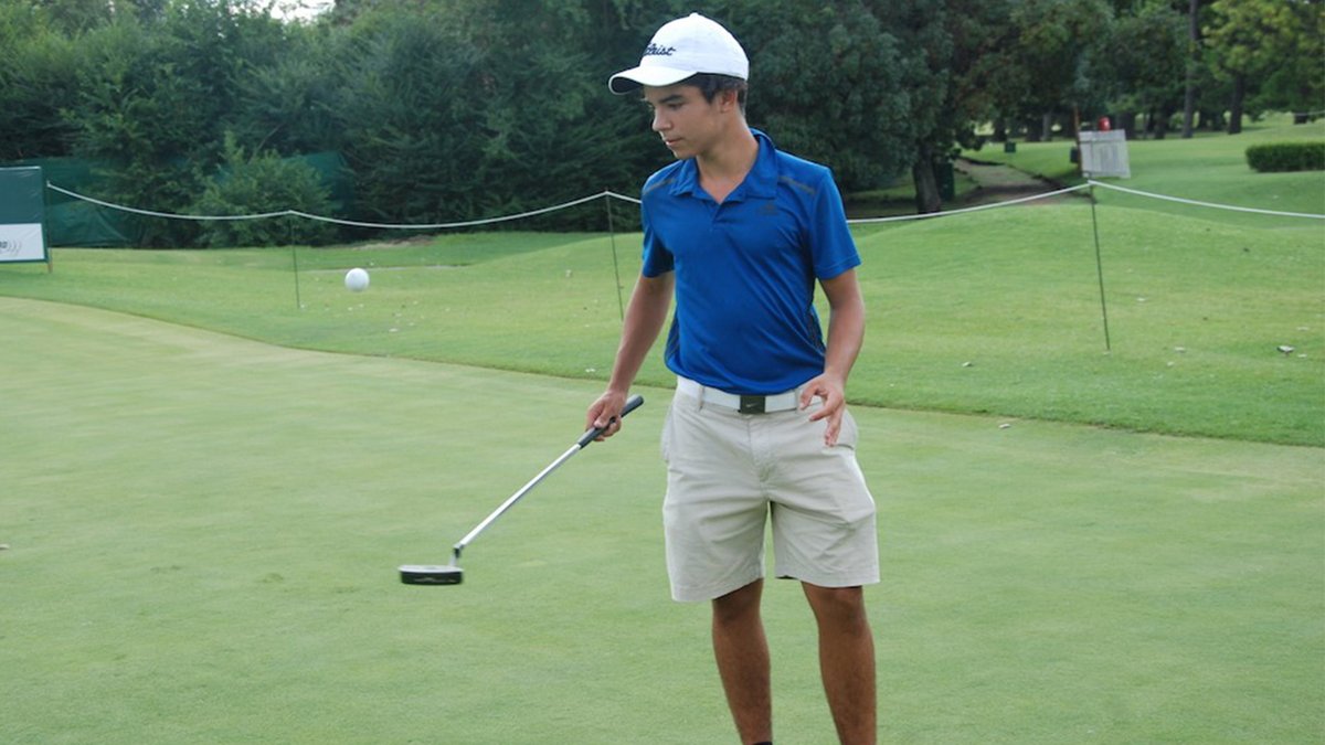 MeanGreenGolf's tweet photo. In the next installment of Getting To Know, we meet freshman Diego Prone, who joins us from 🇦🇷 and discusses his love of ⚽️ and 🏓!
🔗: https://t.co/ag5TueD8We
#GMG #PinHunters⛳️ https://t.co/qWtGnGZdtV