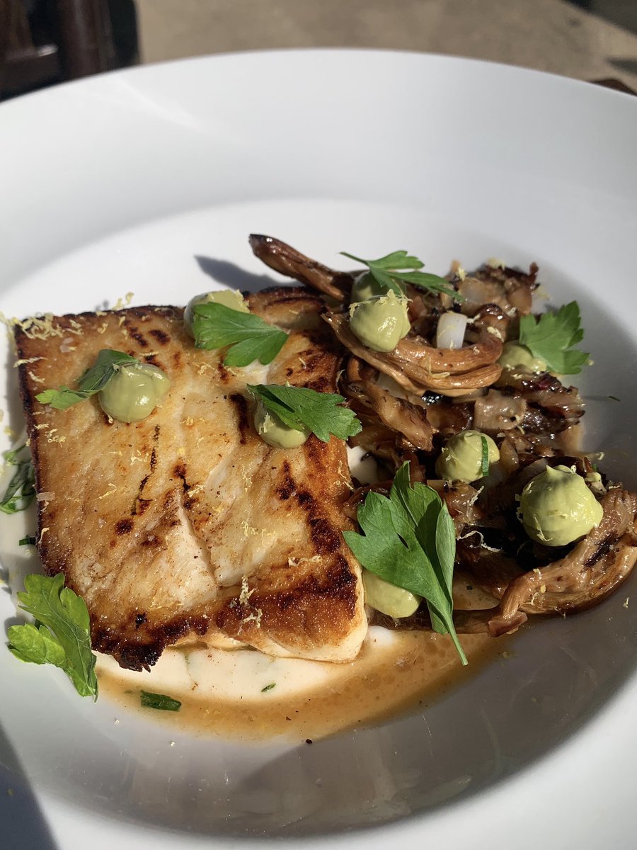 BOULEVARDIER SPECIAL

This one is a ShowStopper!

Pan-Seared Dayboat Halibut, Grilled-Bone Velouté, Roasted Oyster Mushrooms, Treviso, and Avocado Mousse. $40