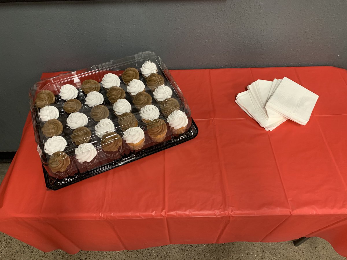 Happy success sharing day to store 3307. Preparing for Tacos, awards, cupcakes and lots of virtual 👋. Thanks for all you do! @thdsaltarelli <a href="/MLGRIZZ/">Marsha Grigsby</a> <a href="/OrmondLsormond/">Lorenzo Ormond</a> <a href="/likevike/">pac central region</a>