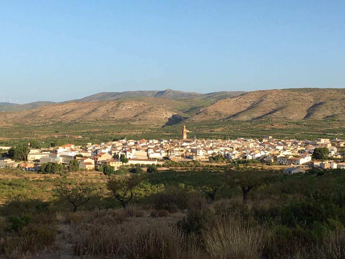 AlcublasT's tweet photo. Ahora, además de las visitas a los Molinos, los viernes y sábados por la tarde se harán visitas guiadas a otros elementos patrimoniales (reserva previa). https://t.co/c5dRTmEMo2