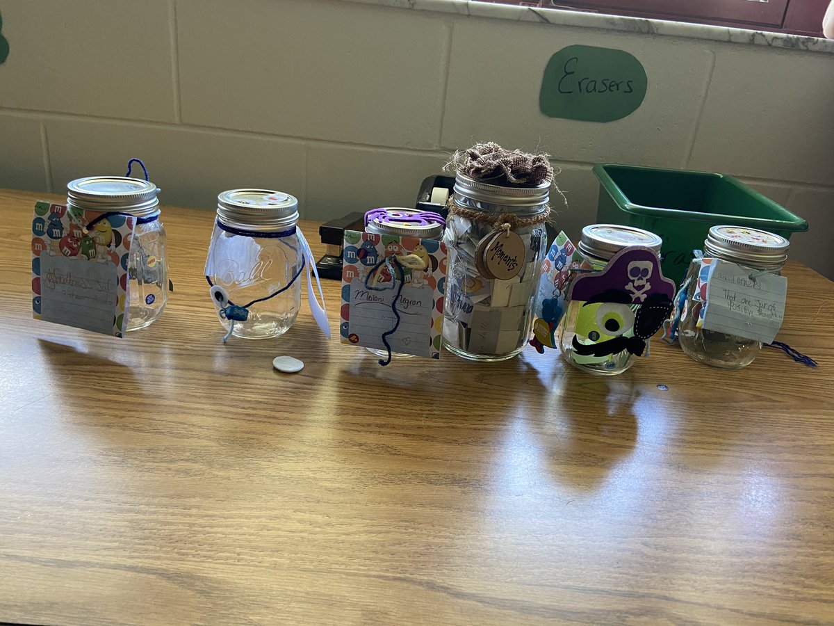 ckr0503's tweet photo. It’s Friday! That means another great SEL day. Today the kiddos created Positive Word jars. Everyone needs a reminder they are wonderful! @GalaxyRockets  @TGoodinGalaxy @DaintyZeta @StembergerLaRu @Fawn75302577 @alejandroeight https://t.co/0sUcA4i97i