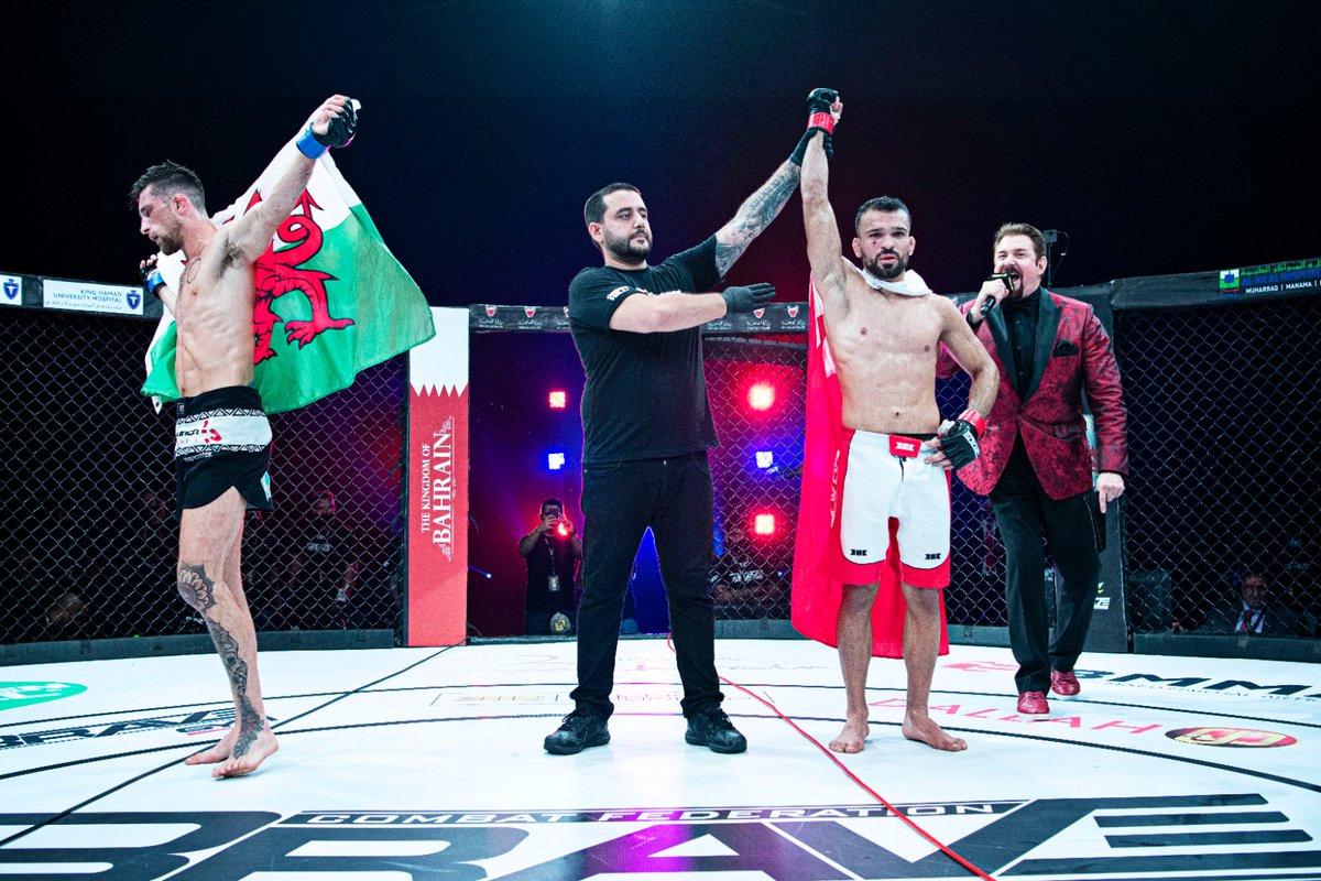 bravemmaf's tweet photo. In a very competitive and close fight, the pride of Bahrain, Hamza Kooheji wins by split decision against Aiden James from Walles #BRAVECF42
@hamzo_kooheji
Rewatch #BRAVECF42 now on https://t.co/fMntiTbleT 🍿📺🔥 https://t.co/HQZgqcR6UD