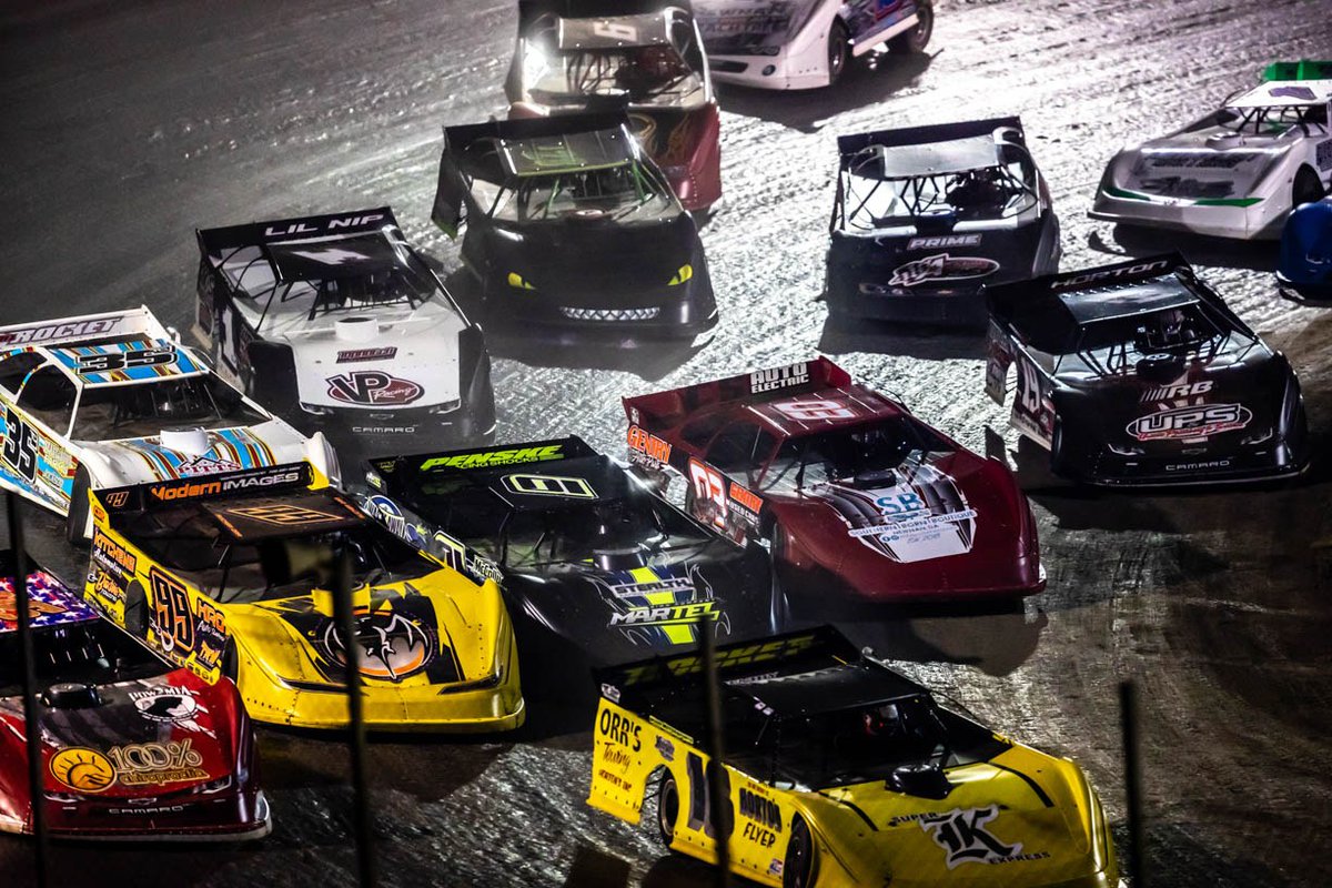 TOMORROW NIGHT @ SENOIA RACEWAY
Michael Head Jr Memorial with the Southern All-Star Super Late Models - $4054 to win! Plus, Crate LM; LM Sportsman; Hobby; Bomber; Mini; Chargers &amp; Hot Shots!
Race time is 7:30pm. Tickets are $20; 12 &amp; under free.
senoiaraceway.com for info!