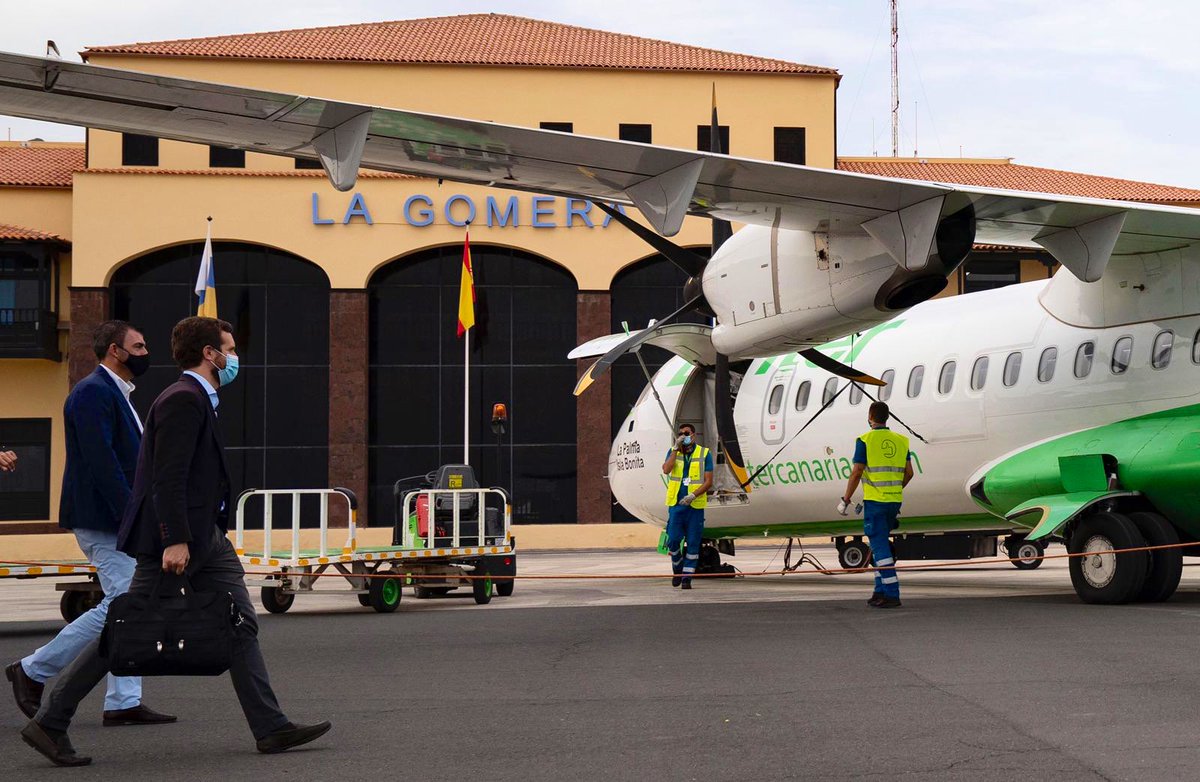 pablocasado_'s tweet photo. He visitado La Gomera para presentar al sector turístico canario la propuesta al Gobierno frente a la crisis:
-Ampliar ERTE hasta junio 2021
-1 año más de carencia en créditos ICO
-IVA superreducido, bajada de tasas y exenciones fiscales
-Corredores seguros y test a cada viajero https://t.co/UxMg89lVe1