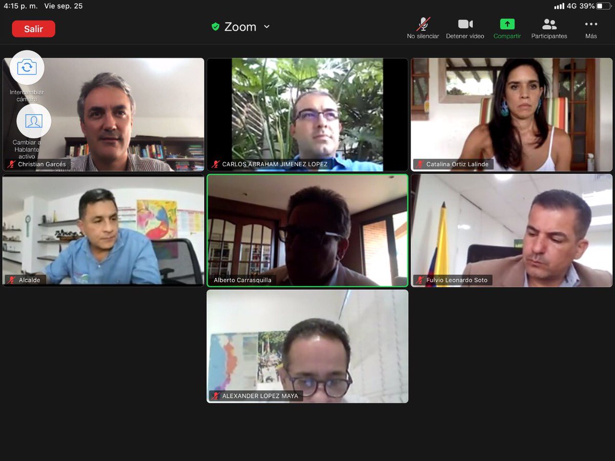 En reunión del Bloque Regional del Valle con Alberto Carrasquillla y <a href="/JuanlLondono/">Sebastián Londoño</a> @minhacienda respaldamos las solicitudes de inversiones de la <a href="/GobValle/">Gobernación Valle del Cauca</a> y @AlcaldiaCali para reactivación económica y aumento de capacidad de endeudamiento.