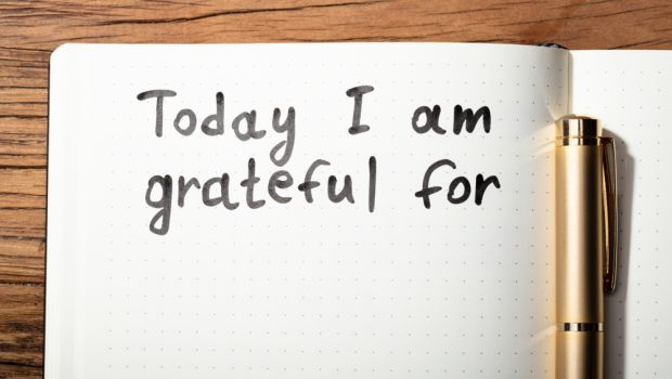 Many parents were also using this time to reflect on their lives, and reported feelings of gratitude and happiness for their families and their opportunities. We also saw that parents who reflected on gratitude showed a decrease in negative affect after writing. 7/14