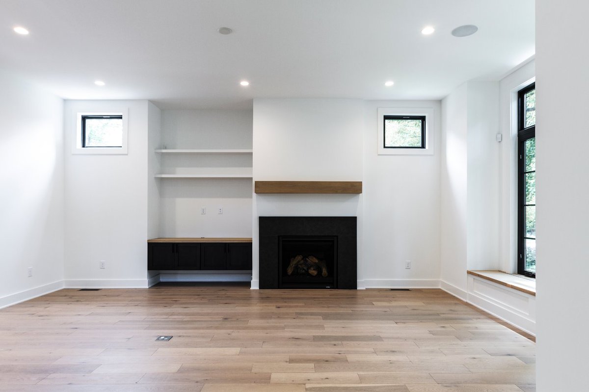 compendium317's tweet image. The weather forecast calls for a little time around the fireplace! Who&apos;s excited?

#compendiumgroup #fireplace #fallinindy #home #house #housedesign #interiordesigner #homebuilding #indianapolis #indy