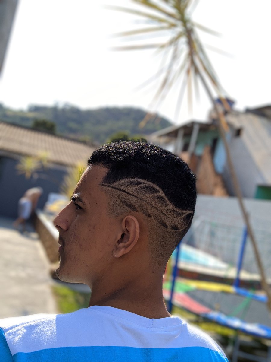 🇧🇷📏✂️Markin do corte✂️📏🇧🇷
#batalhadosbarbeirosbrasil #sobrebarba #barbering #barberwiki #brasilbarbers #barbershop #barbe #dilblack #brasilbarbersteam #barberlife #braids #dimilexplode💣💥 #dimil #dimilcamaleão #thebarberpost #youbarberconnect #nastybarbers #thebarber