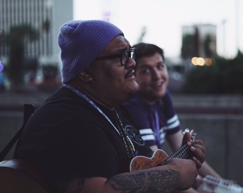 Throwback to TwitchCon 2017, just mirin <a href="/24KBrownMagic/">Jeremiah</a> ☺️