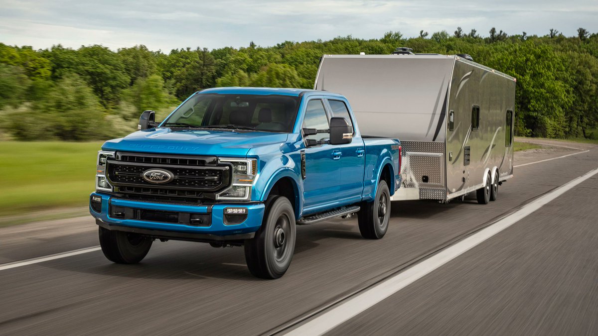 2021 f-250 = harry dancing idk- "pleasant interior"- diesel torque (whatever that means)- "it boogies away from lights"