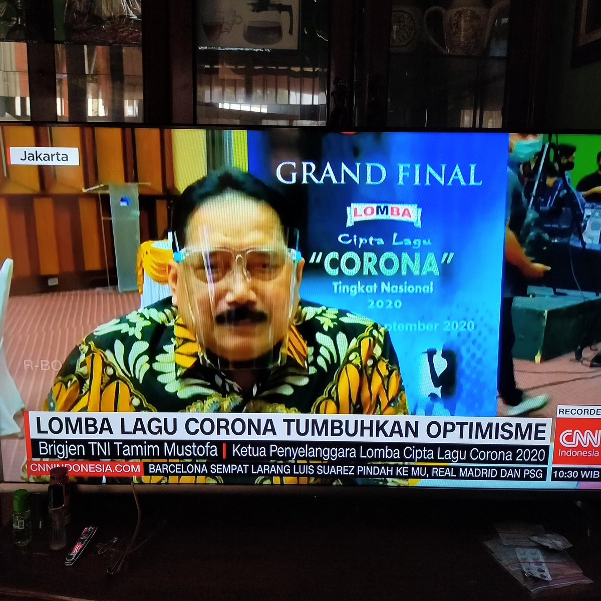 Memang jendral dimari banyak ide-ide brilian. Bener kata <a href="/fullmoonfolks/">Bhagavad Sambadha</a>, kita ga pernah kekurangan jenderal!