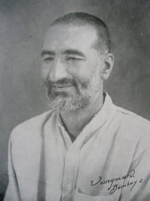 "I think he [Bacha Khan] has either misunderstood the meaning of 'Swaraj' [...] or was misinterpreting it to the ignorant public of the NWFP. Perhaps he thought that Congress was really out for a real & complete independence.""Independence" was an alien thought for Qayum...1/n