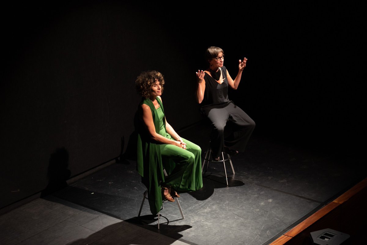 latlantidavic's tweet image. 🥂 PER MOLTS MÉS! Per molts més espectacles, per moltes més emocions, per molts més projectes compartits i per molts més anys de L'Atlàntida!!! 👏🏻👏🏻👏🏻 Moltes gràcies per fer-ho possible! #un10quesuma #10aniversari @vic_cultura