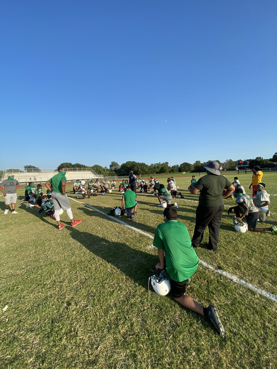 Nichols Jr High tweet media