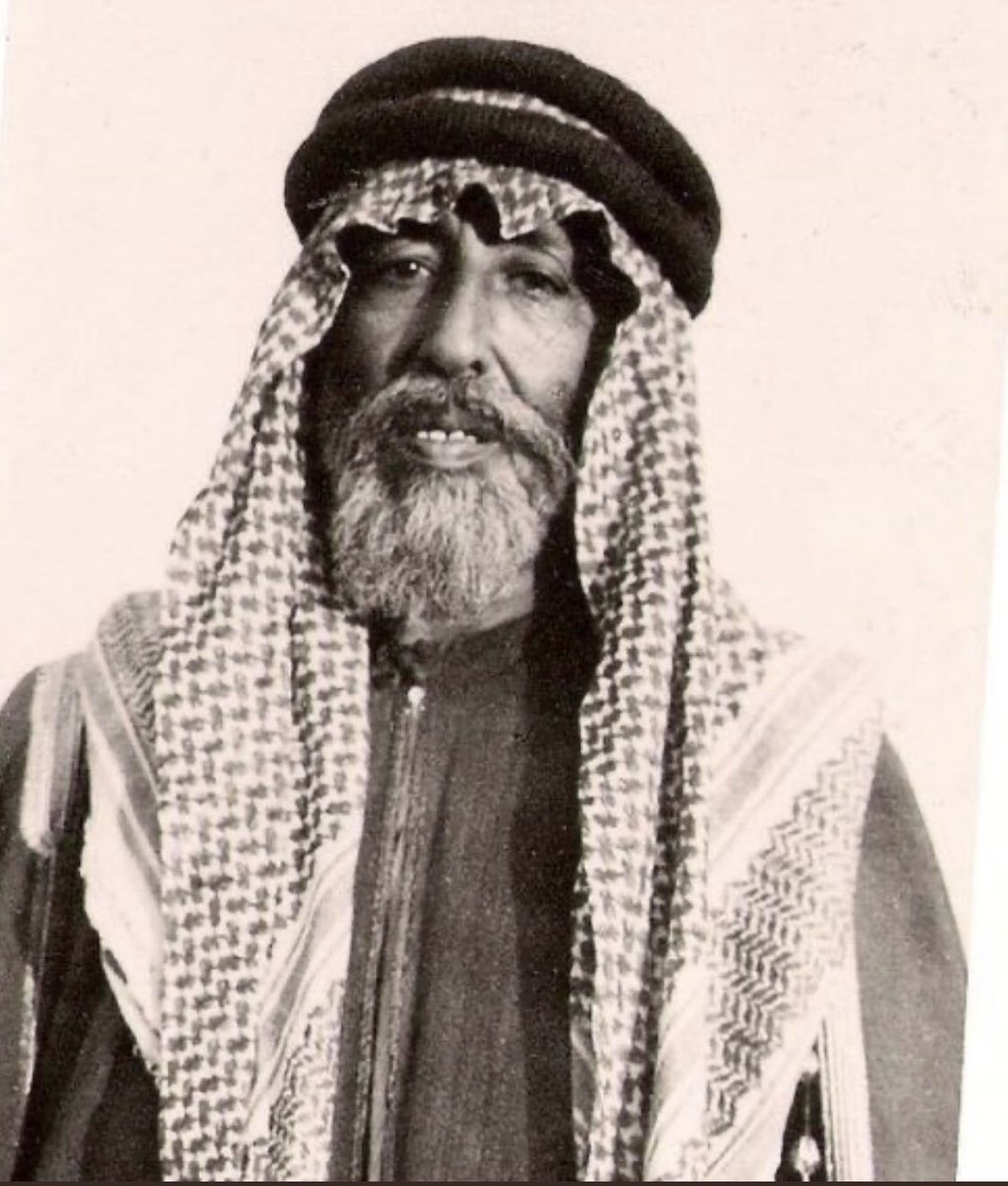الفارس الشجاع عقاب بن جزاع بن علي بن ملحم بن سعدي آل عجل (أخو هيا)لجأ إلى العراق، فطلب ابن سعود تسليمه إلا أن شيخ مشايخ شمر الشيخ/عجيل الياور الجربا أبى وقال: «تسليم عقاب بن عجل شيء من المستحيل تنفيذه ما دام يوجد في دمي عرق ينبض بالحياة». توفي رحمه الله سنة ١٩٥٨م.