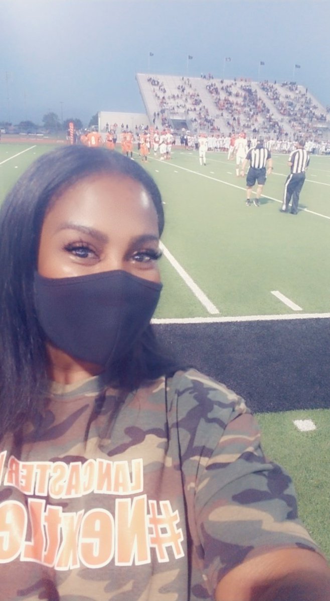 sonjaabrown's tweet photo. FOOTBALL IS BACK! @LancasterISD is scrimmaging @cedarhillisd now. #TeamExceed #NextLevel #WEBO #Tigers 🐯🖤🧡🖤🧡 https://t.co/KeqoGiw7Zh